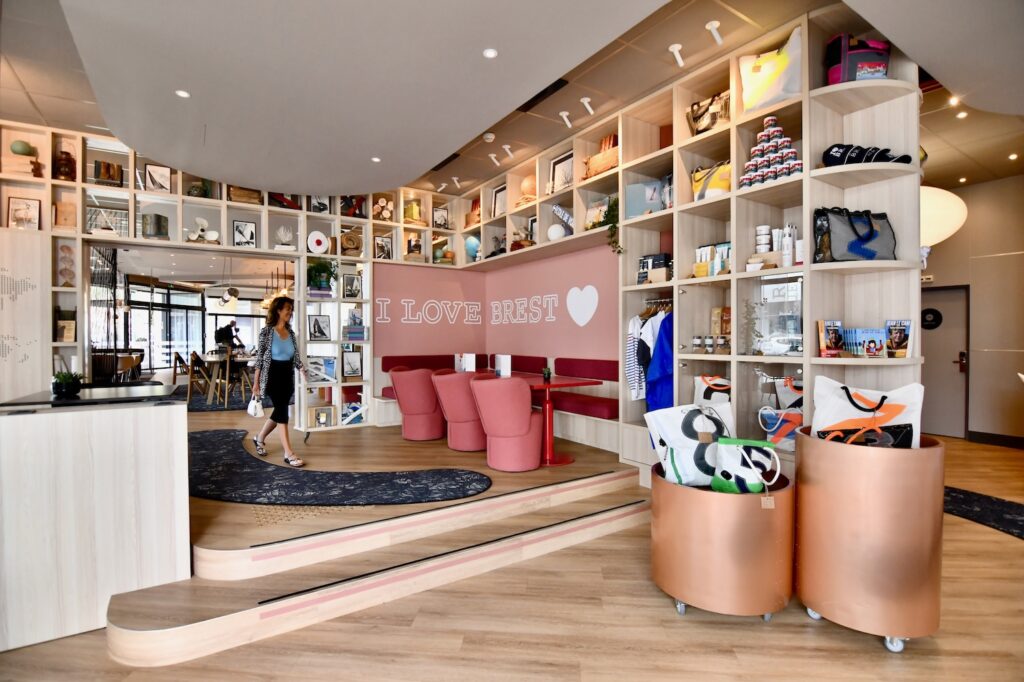 Hotel-Ibis-styles-budget-brest-port-06-2024-gallerie - 16 Boutique I Love Brest
