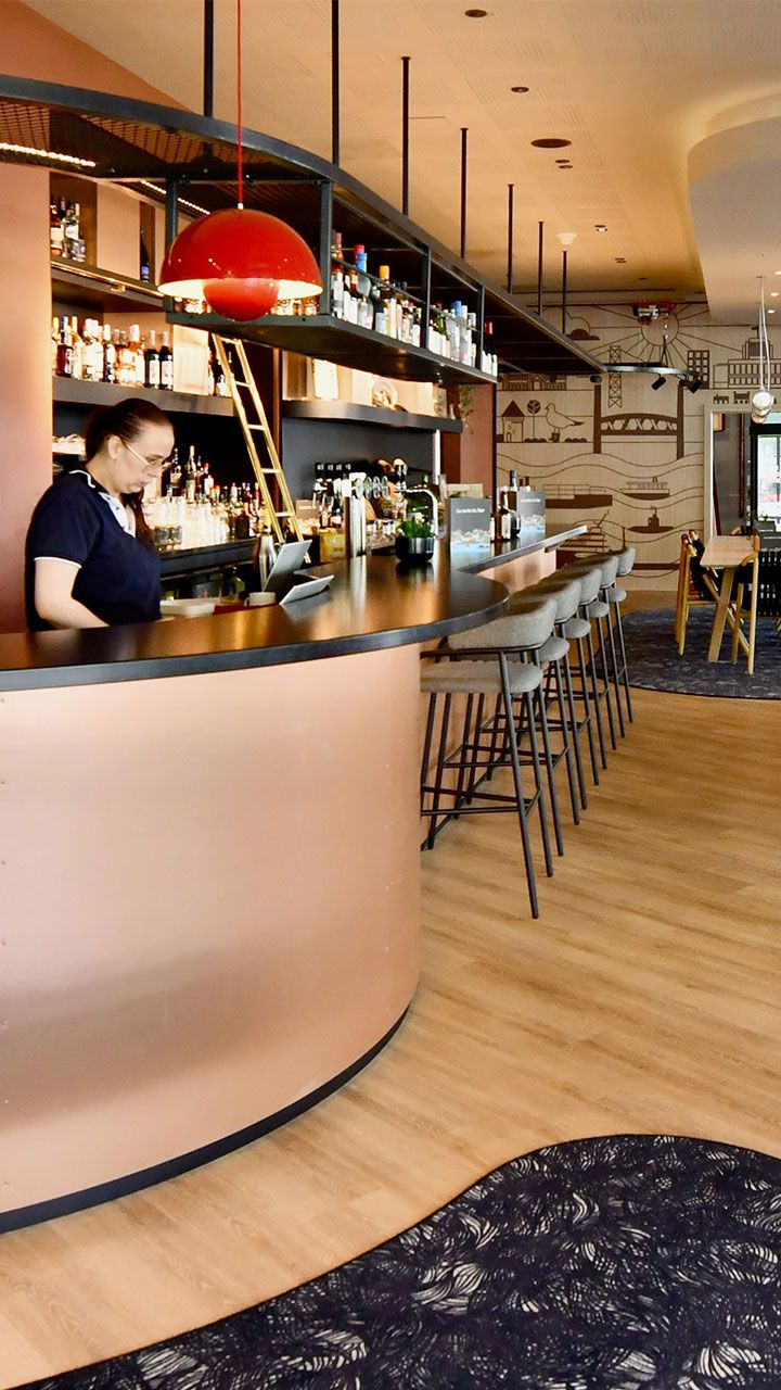 bar de l'h&ocirc;tel Ibis du port de Brest