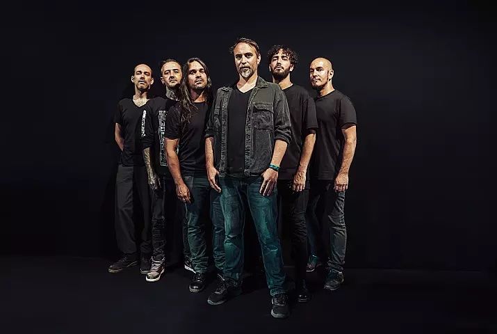 KLONE et THE OLD DEAD TREE &agrave; La Car&egrave;ne